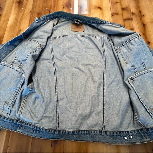 Levi's Light Blue Denim Jacket - Vintage - Picture 3 of 4